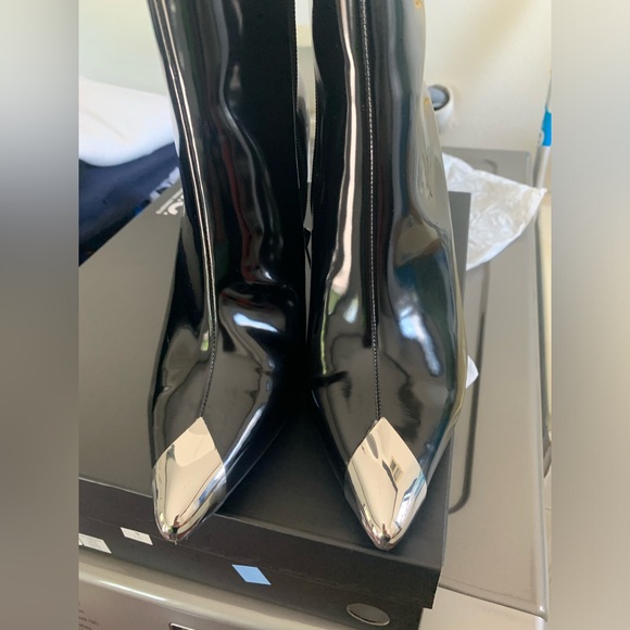 INC International Boots.‼️ ROHESEP
BLK SM
10 M - Picture 6 of 8